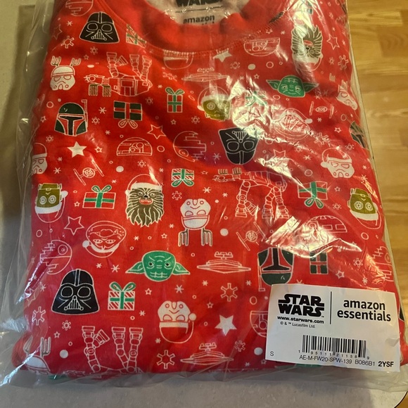 Amazon Disney Marvel Star Wars Men's Snug-Fit Pajama Set -Small - Picture 2 of 8